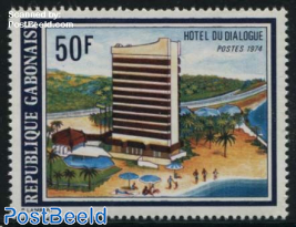 Beach Hotel 1v