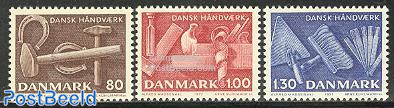 Danish crafts 3v