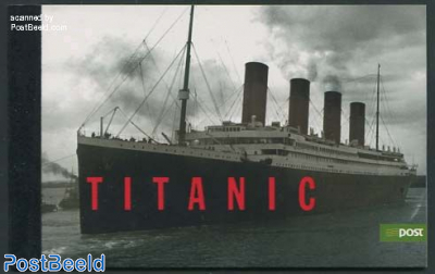 Titanic prestige booklet