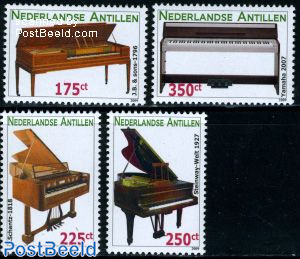 300 Years piano 4v