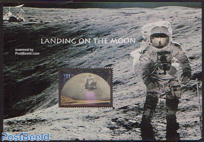 Landing on the moon s/s